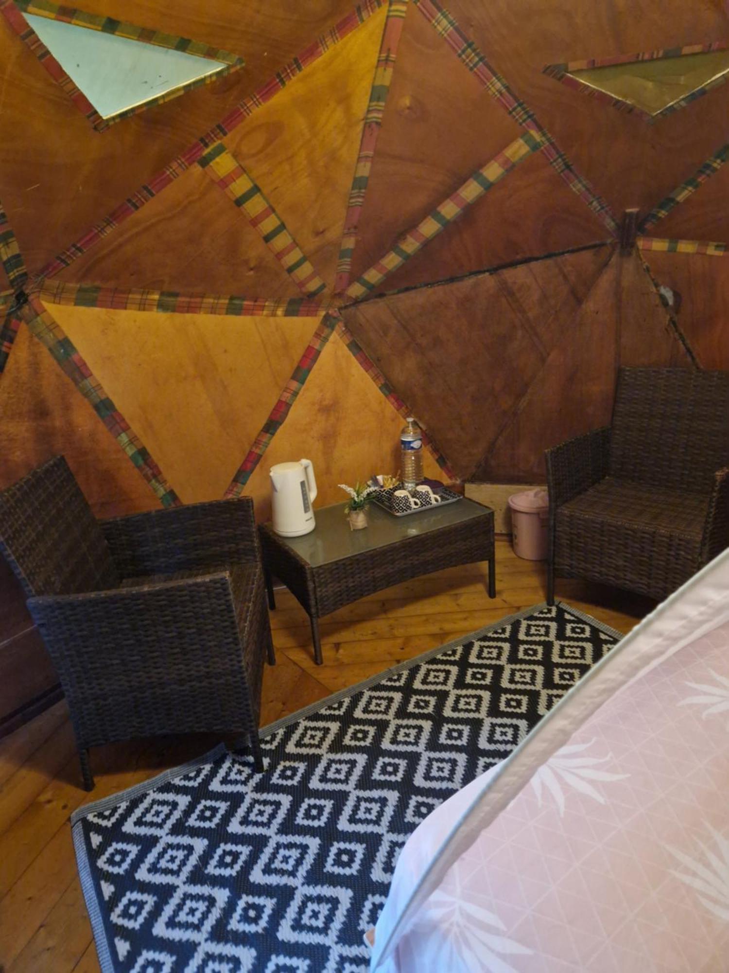 Dome En Bord De Riviere Otel Saint-Claude Dış mekan fotoğraf